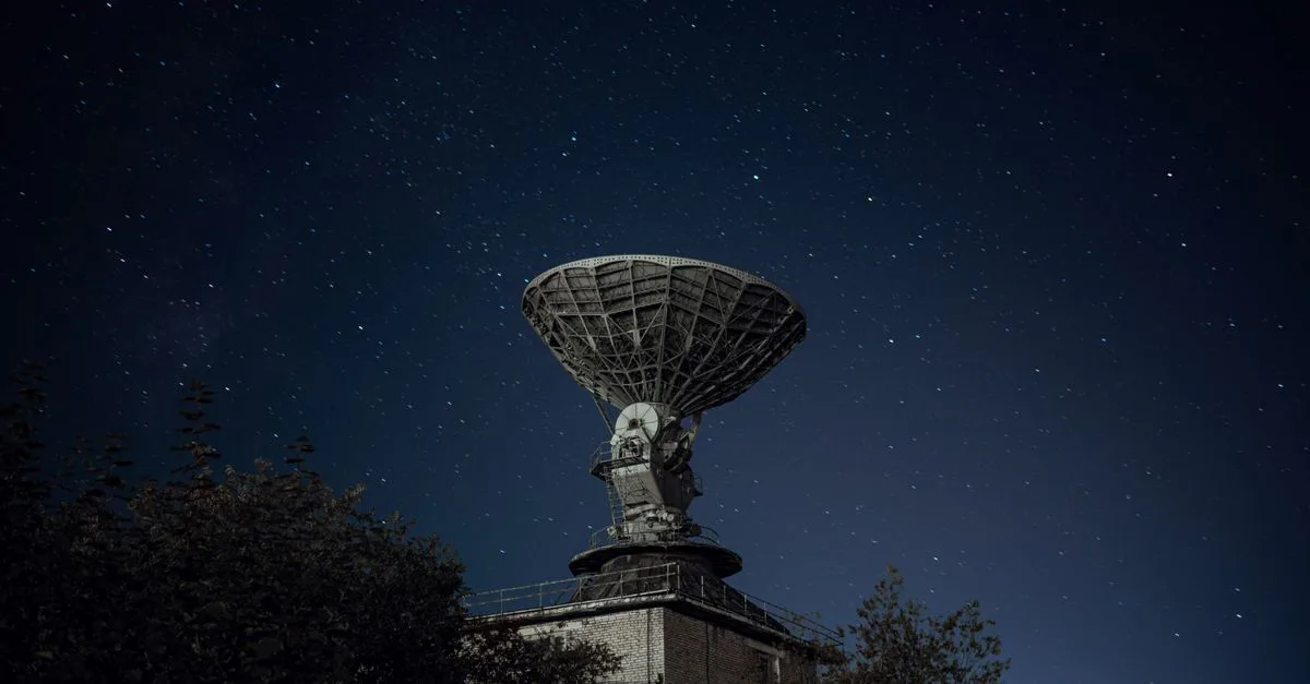 Satelit Cermin Pemantul Sinar Matahari Picu Kontroversi Di Kalangan Astronom