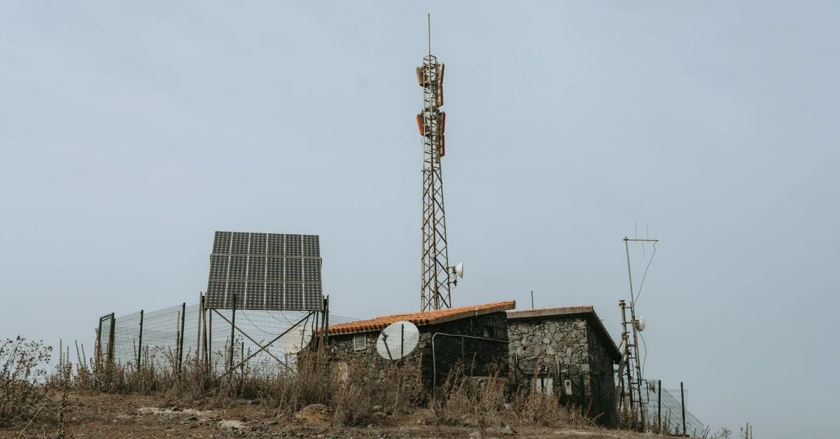 Sel Surya Murah Janjikan Penghematan Biaya Energi Untuk Satelit Di Luar Angkasa