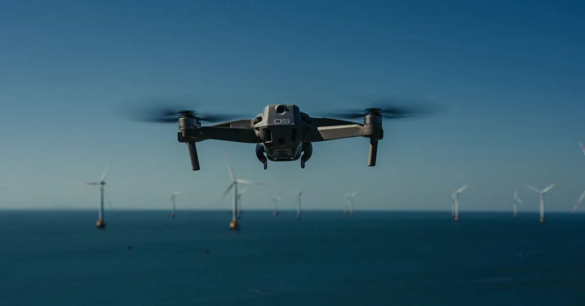 Uji Coba Drone Kargo Untuk Pemeliharaan Turbin Angin Lepas Pantai Sukses Dilaksanakan